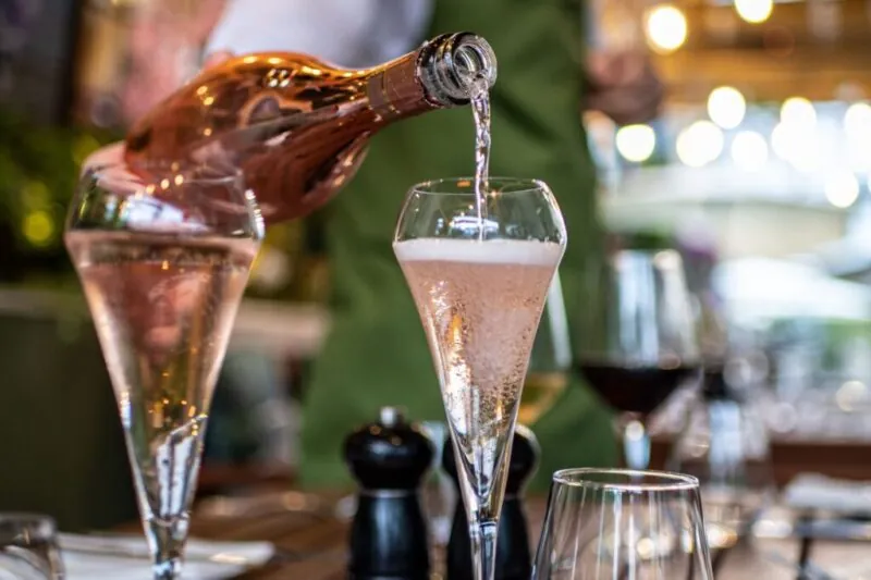 The Queens Hotel Prosecco being poured