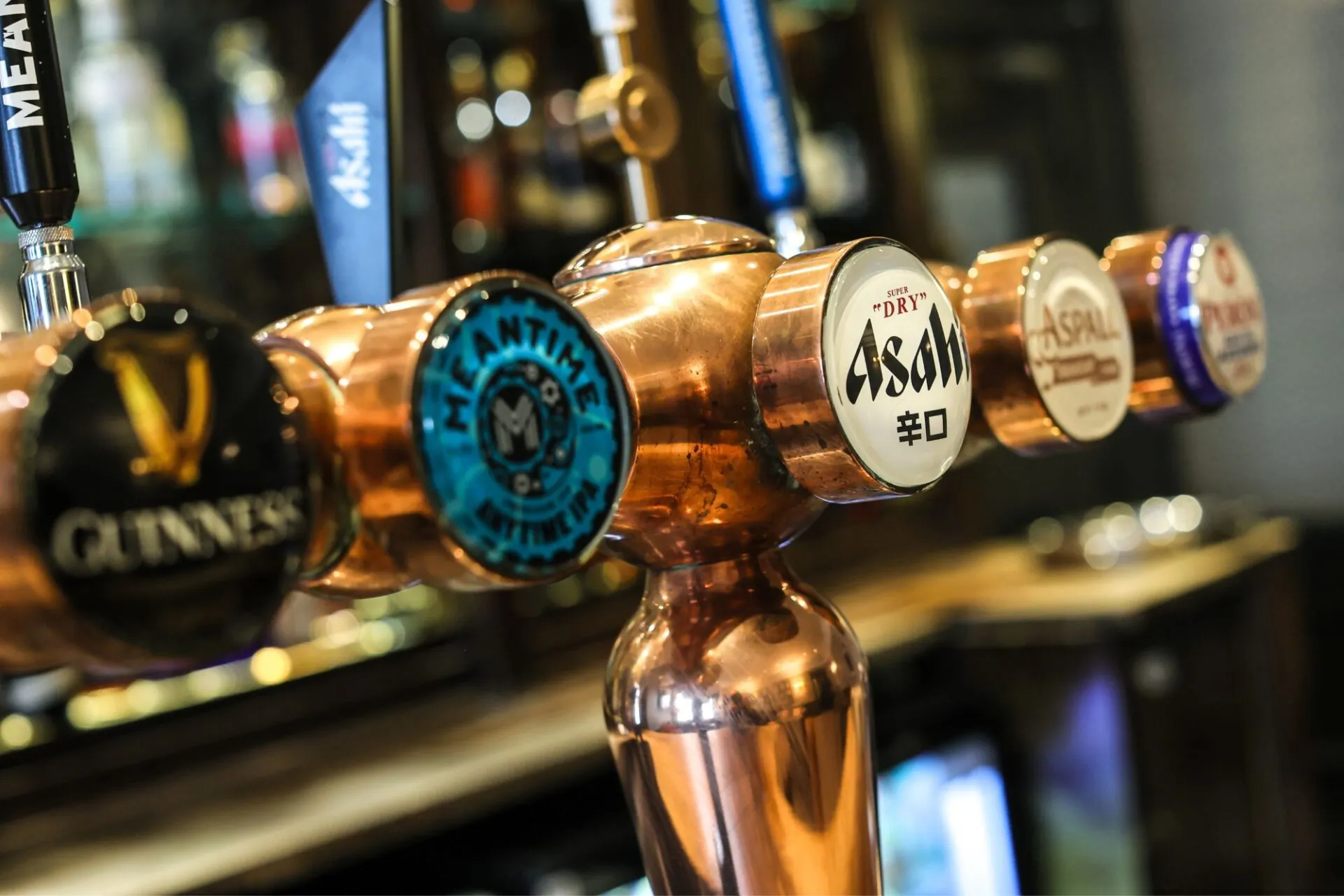 The Queens Hotel Cheltenham beer taps