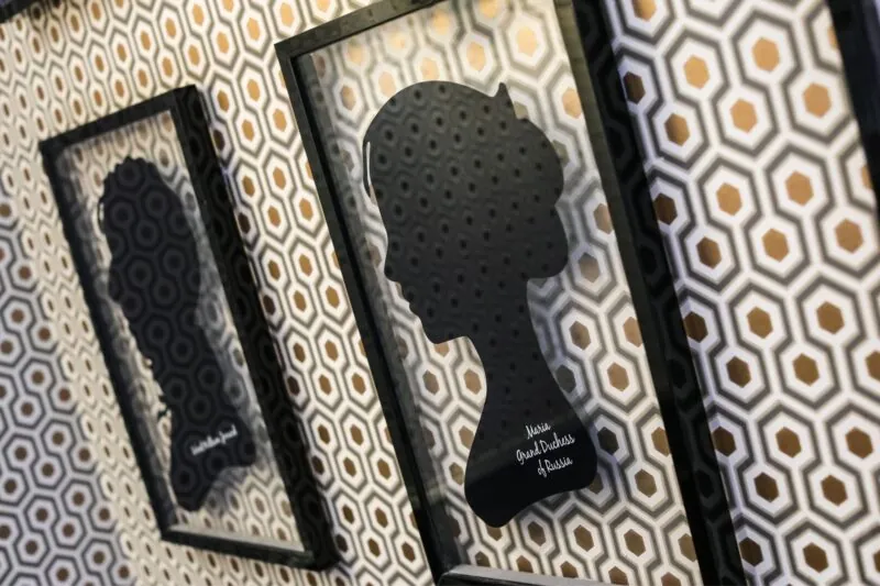 The Queens Hotel Cheltenham pictures on the wall