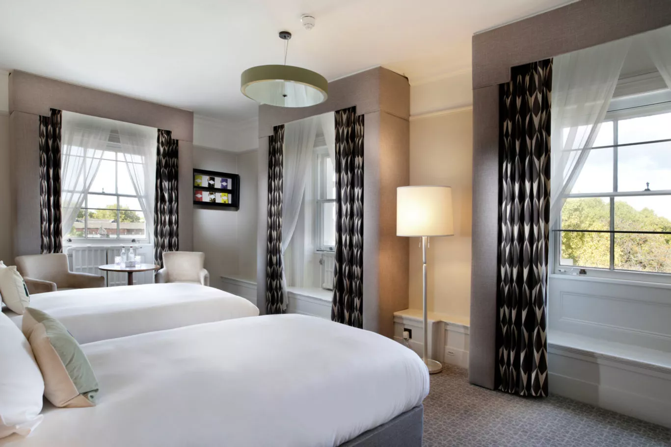 Queens Hotel Executive twin room with view
