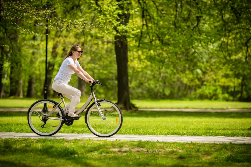 Cycling in Cheltenham Park